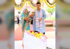 जन्माष्टमी पर CM भजनलाल का भक्ति भाव, श्रीनाथजी मंदिर में पत्नी संग की खास पूजा, गिरिराज जी का किया अभिषेक