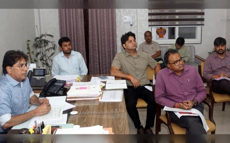 स्कूलों में लापरवाही अब नहीं चलेगी! जूनियर इंजीनियर सस्पेंड, ACS ने अफसरों को दी सख्त चेतावनी