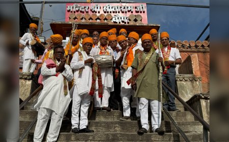 हाथी-घोड़े, पालकी और 1100 किलो फूलों का श्रृंगार! भक्तिमय हुई गुलाबी नगरी, गूंजे जयकारे
