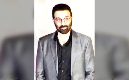 'एंटनी' में सनी देओल बनेंगे खूंखार पुलिस अफसर, विजय वर्मा के साथ स्क्रीन पर मचेगा घमासान!