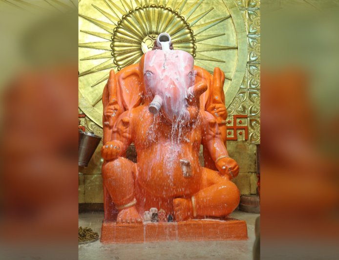 मूषकराज पर सवार होकर आज पधारेंगे बप्पा, जानें स्थापना का शुभ मुहूर्त और खास संयोग