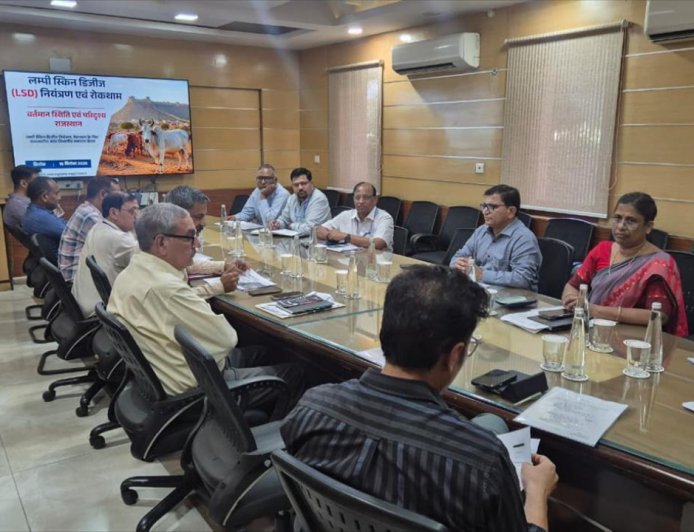 गायों पर मंडराया लंपी का खतरा, सरकार ने बुलाई सभी विभागों की इमरजेंसी बैठक, बनाई पूरी रणनीति