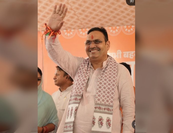 मुख्यमंत्री भजनलाल शर्मा का बड़ा तोहफा! बारां में सड़कों और जैसलमेर में सिंचाई के लिए भूमि आवंटन को दी हरी झंडी