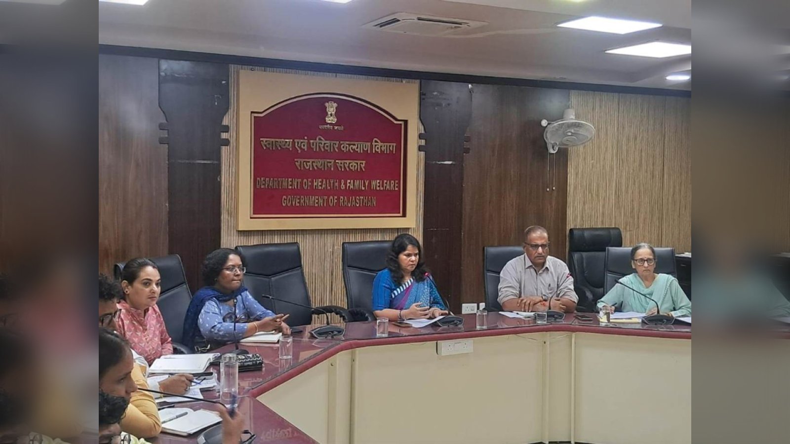 डेंगू-स्वाइन फ्लू से निपटने की तैयारी तेज, स्वास्थ्य सचिव गायत्री राठौड़ ने दिए सख्त निर्देश
