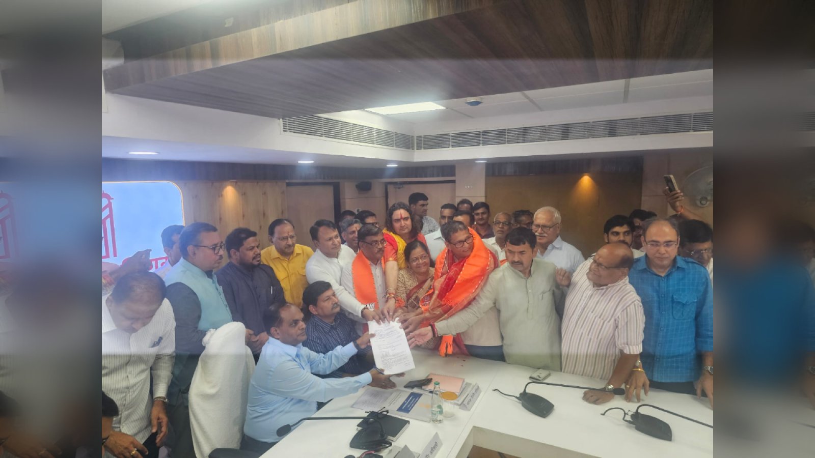 राजस्थान के तीन बड़े शहरों में महापौर पद की जंग तेज, जयपुर में एक सीट पर उलझा कांग्रेस का गणित