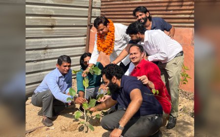 फैक्ट सोसायटी का Plantation Drive शुरू, 500 पौधे लगाने का लक्ष्य, सुनील शर्मा ने किया शुभारंभ