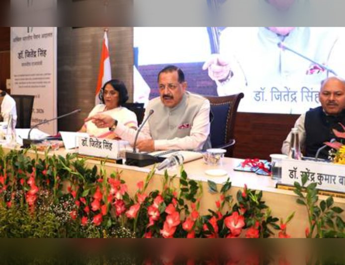 17th Pension Adalat में 897 में से 756 शिकायतों का निपटारा: Dr. Jitendra Singh बोले, Ease of Living हो पेंशन सुधारों का केंद्र