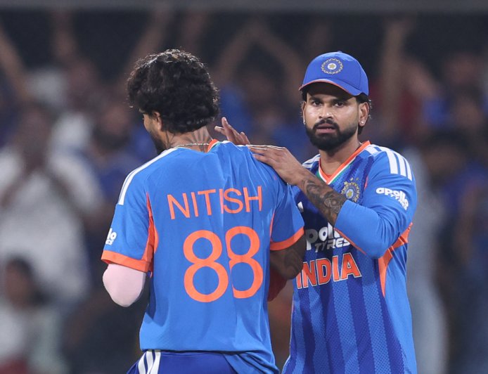 IND vs WI 4th T20: हैदराबाद में आज भिड़ेंगे भारत-वेस्ट इंडीज, Team India के सामने घर में 22वीं सीरीज जीतने का मौका