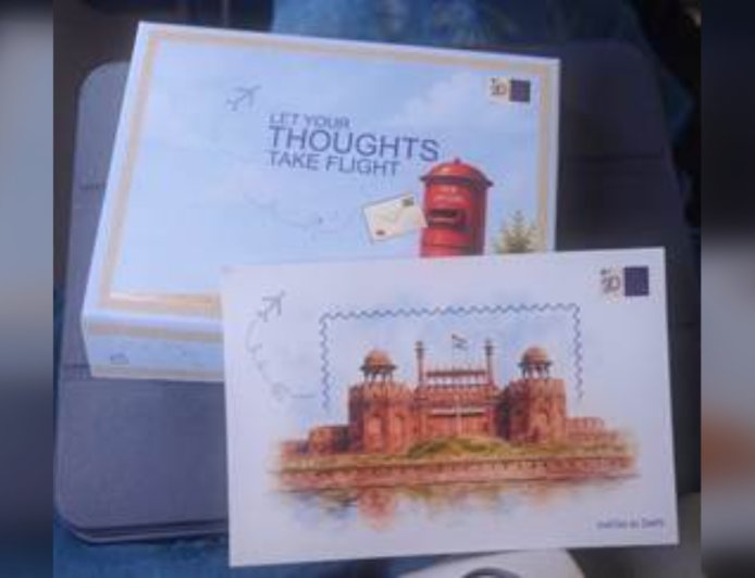 India Post और IndiGo का Digital Detox Campaign: 30,000 फीट की ऊंचाई पर यात्रियों ने लिखे Postcard