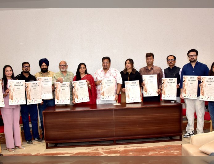 Jaipur में Fashion, Khadi और Traditional Art का संगम: FDCR का 'Grassroot – The Art of Earth' शोकेस 1 नवंबर को