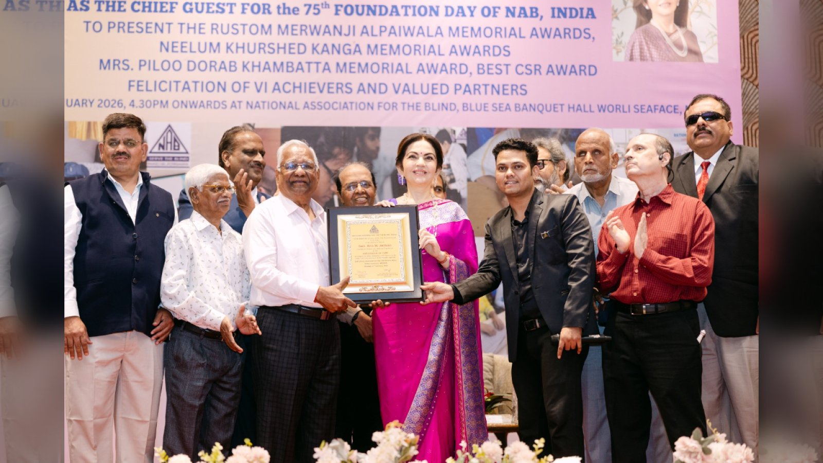 Braille Newspaper अब हर हफ्ते: Nita Ambani की पहल पर दृष्टिबाधितों के लिए हिंदी-मराठी अखबार हुआ Weekly