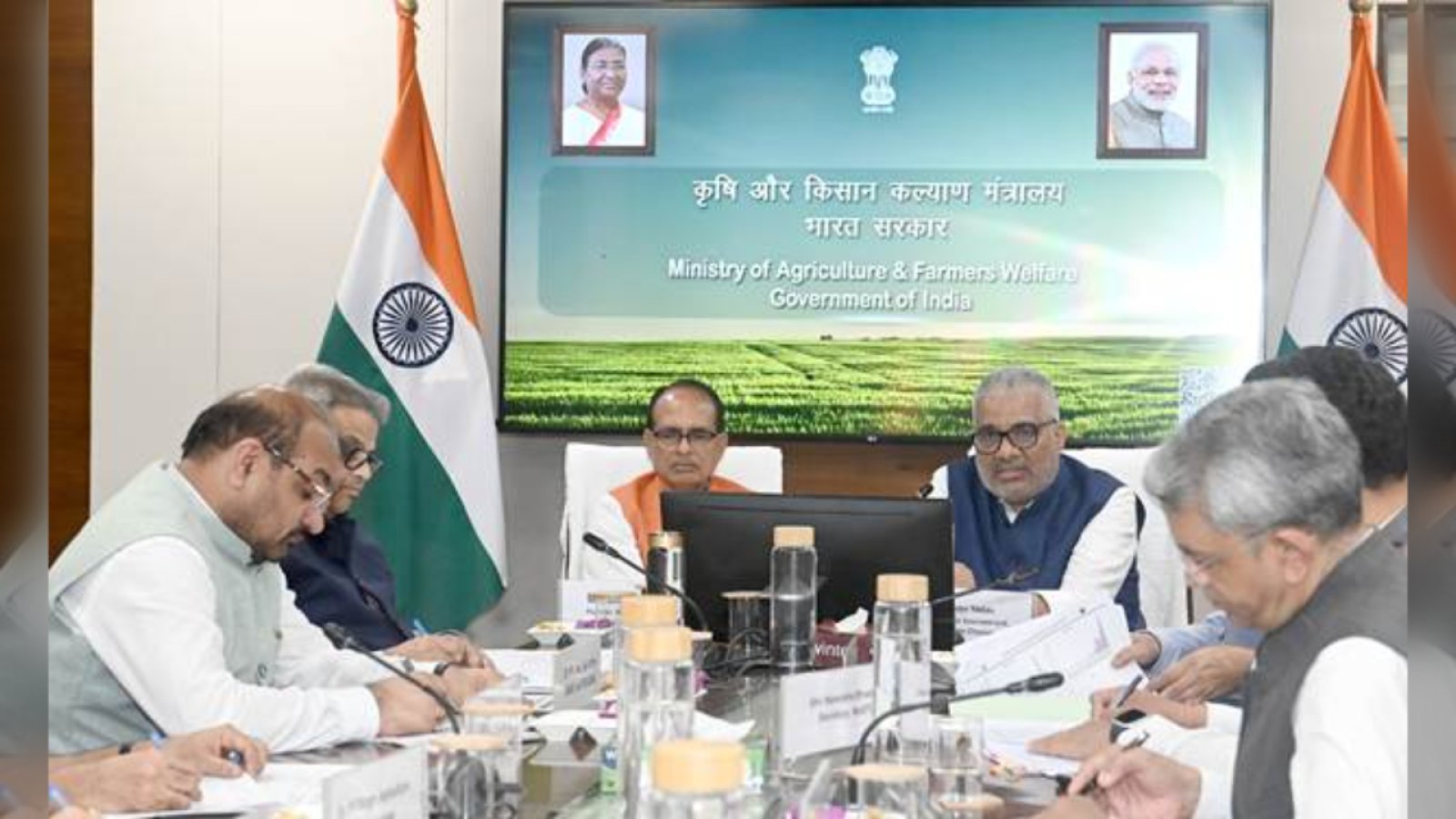 Parali Management पर केंद्र सख्त: शिवराज सिंह चौहान और भूपेंद्र यादव ने की Inter-Ministerial Review, राज्यों को युद्ध स्तर पर काम के निर्देश