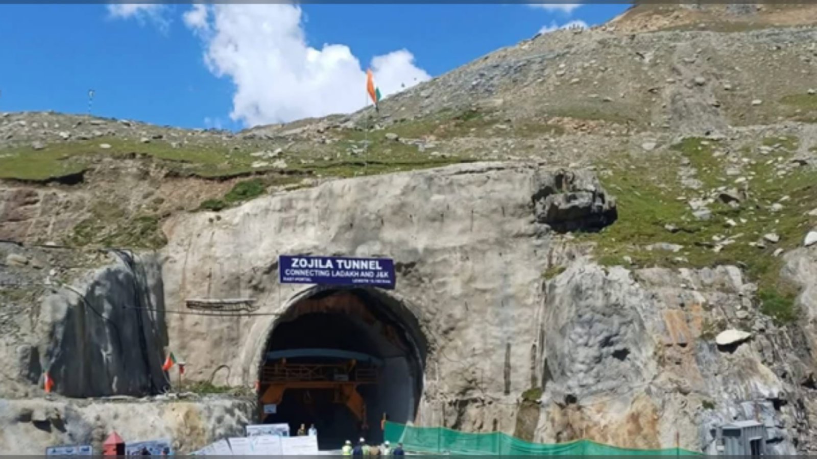 Zojila Tunnel: 6,808 करोड़ की परियोजना जुड़ाव के चरण में, सोनमर्ग-मीनामर्ग सफर 2 घंटे से घटकर 30 मिनट होने की उम्मीद