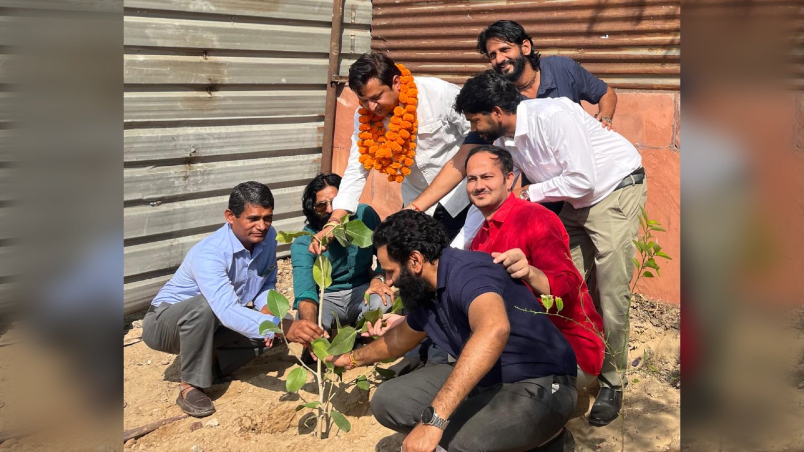 फैक्ट सोसायटी का Plantation Drive शुरू, 500 पौधे लगाने का लक्ष्य, सुनील शर्मा ने किया शुभारंभ