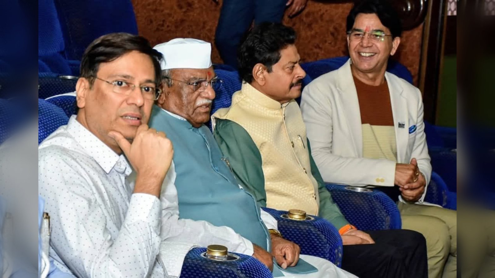 राज्यपाल हरिभाऊ बागड़े ने देखी राजस्थानी फिल्म 'माँ', बोले- हर वर्ग के लिए प्रेरणादायक
