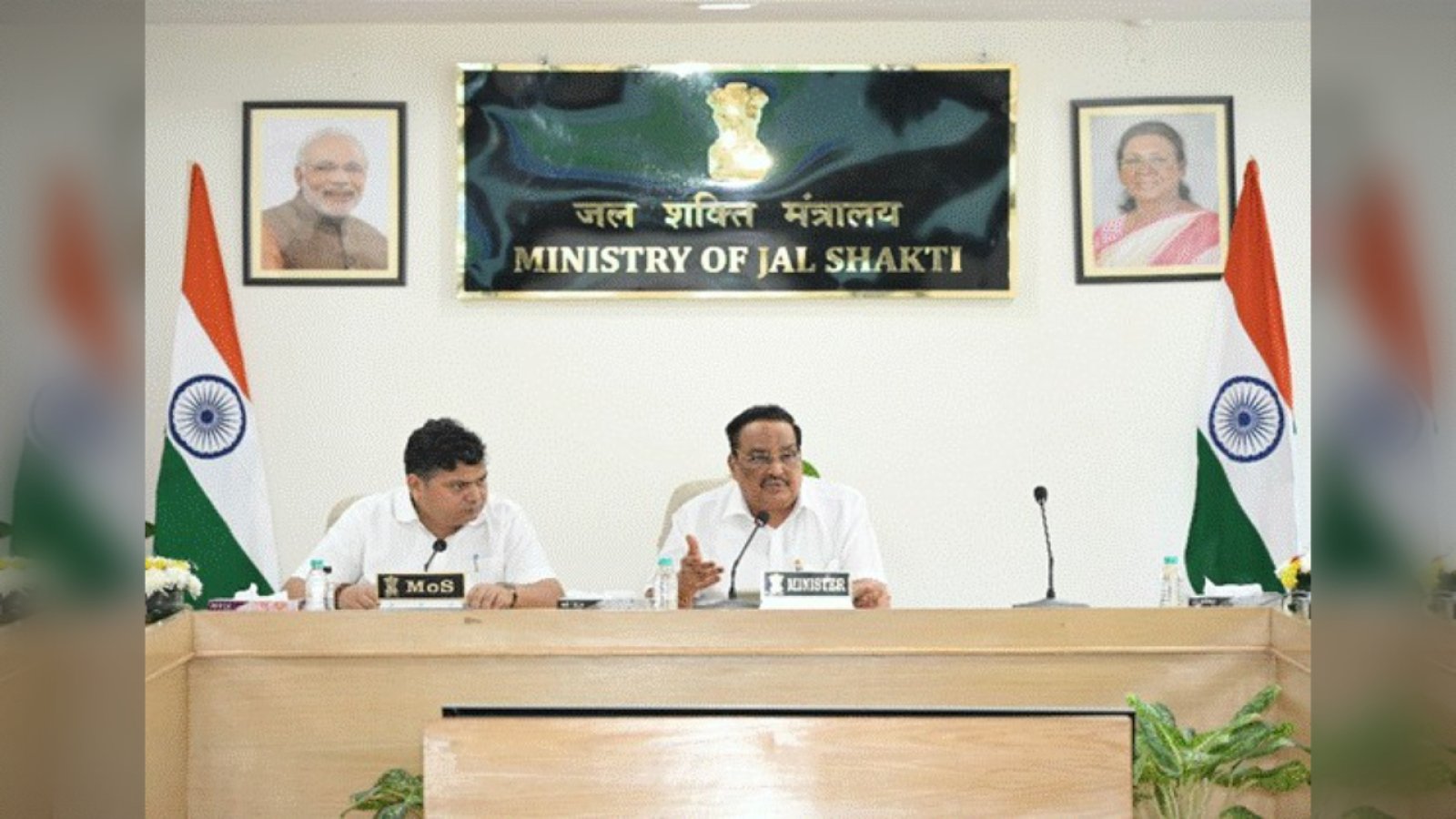 CR Patil Review Meeting: जल शक्ति मंत्री ने Water Resources Projects की प्रगति परखी, समय पर पूरा करने के निर्देश